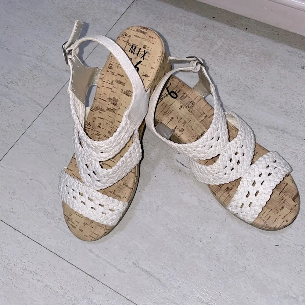 Mix no. 6 Little girl wedge sandals, size 3